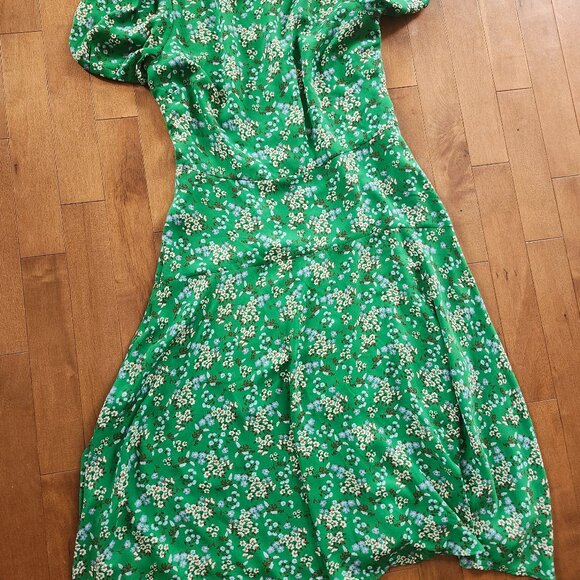 3/$30 SALE!!! 😎 Loft summer dress - Picture 1 of 2